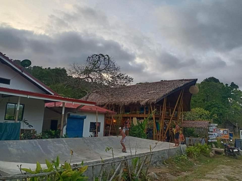 הוסטל Surf And Skate Duli El Nido By Kiteclub Palawan מראה חיצוני תמונה